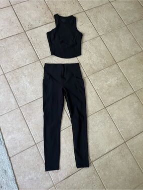 Athleta xs set